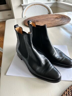 Gravati Black Leather Chelsea Ankle Boots 6.5 no box